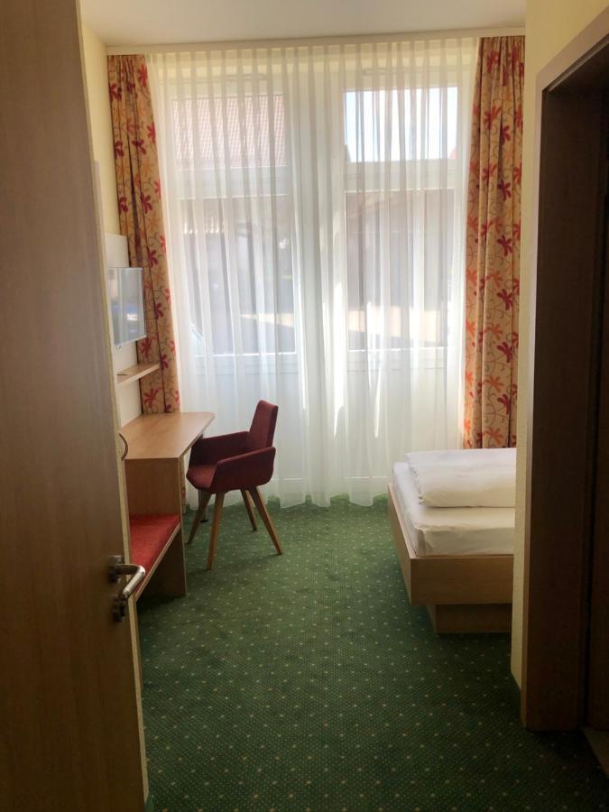 Gasthof Zum Baeren ビューラータン エクステリア 写真